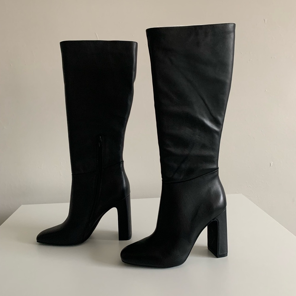 Brand New Leather Heeled Boots (Steve Madden)